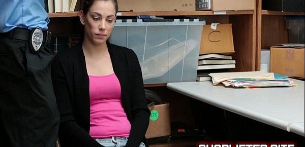  Case Number 4785652 Shoplyfter Bobbi Dylan Blackmailed By Officer